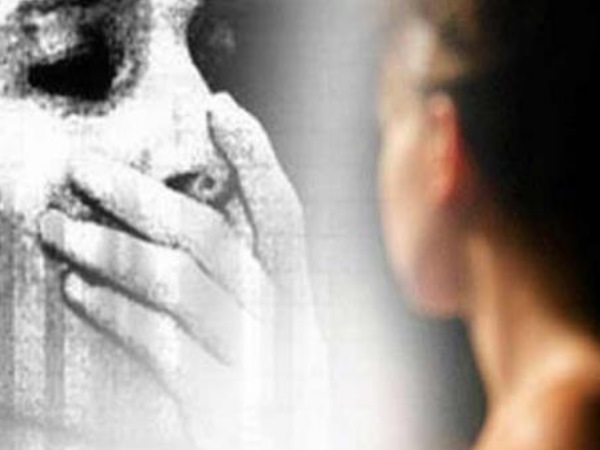 शाहजहांपुर: तीन साल की बच्ची से 35 साल के दरिंदे ने किया रेप शाहजहांपुर: तीन साल की बच्ची से 35 साल के दरिंदे ने किया रेप