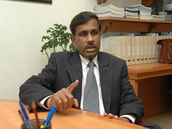 बीसीसीआई से विक्रम लिमये की छुट्टी, NSE प्रमुख बने बीसीसीआई से विक्रम लिमये की छुट्टी, NSE प्रमुख बने