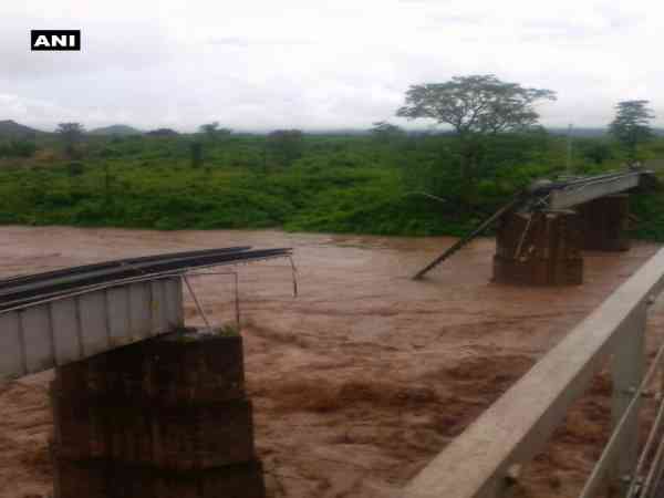Odisha,Railway,bridge,rainfall,flood,ओडिशा,रेलवे,पुल,बारिश,बाढ़ Odisha,Railway,bridge,rainfall,flood,ओडिशा,रेलवे,पुल,बारिश,बाढ़
