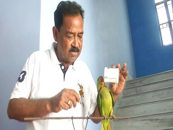 अंग्रेजी भी बोलता है ये 'अंग्रेज'