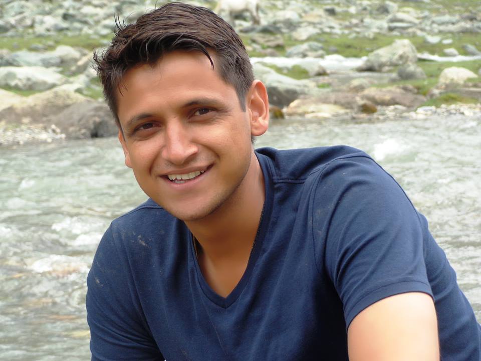 ट्रांस्फर पर दुखी हुए थे लोग