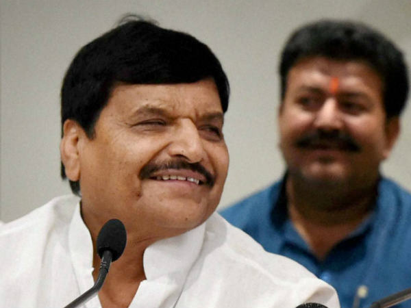 शिवपाल भी रामनाथ कोविंद के साथ