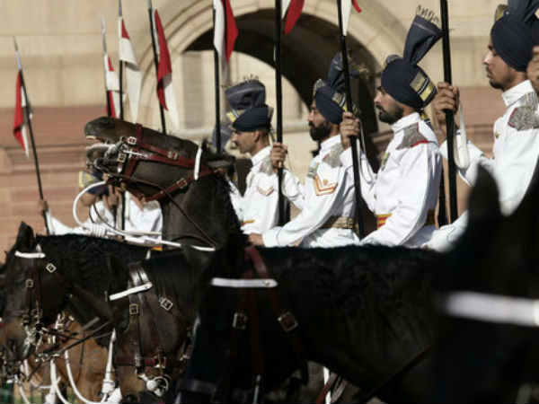 कैप्टन से लेकर पैराट्रूपर्स तक