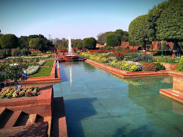 मुगल गार्डन