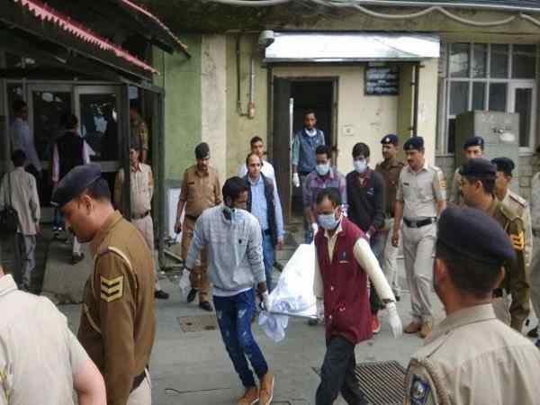 7 दिनों से नहीं हुआ अंतिम संस्कार