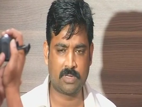 छोटा राजन के शार्प शूटर खान मुबारक को यूपी एसटीएफ ने किया गिरफ्तार छोटा राजन के शार्प शूटर खान मुबारक को यूपी एसटीएफ ने किया गिरफ्तार