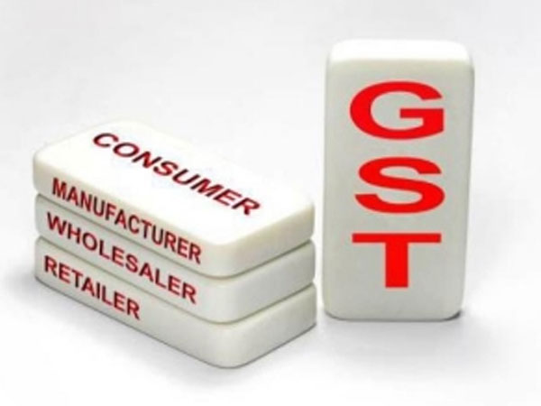 GST पर हो सकता है एक और रोलबैक, सरकार से मिले संकेत GST पर हो सकता है एक और रोलबैक, सरकार से मिले संकेत