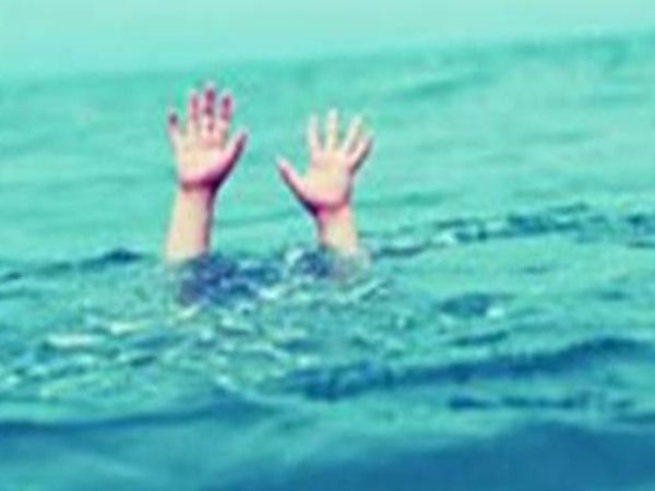 गुरदासपुर की दो बहनों के बारे में चौकाने वाला खुलासा, डूबी नहीं ऐशो-आराम के लिए गईं मुंबई गुरदासपुर की दो बहनों के बारे में चौकाने वाला खुलासा, डूबी नहीं ऐशो-आराम के लिए गईं मुंबई