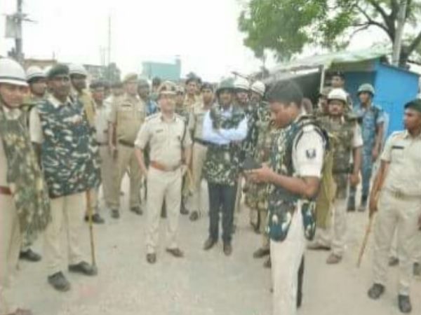PICs: 500 लोगों पर FIR, 48 नामजद और 35 गिरफ्तार PICs: 500 लोगों पर FIR, 48 नामजद और 35 गिरफ्तार