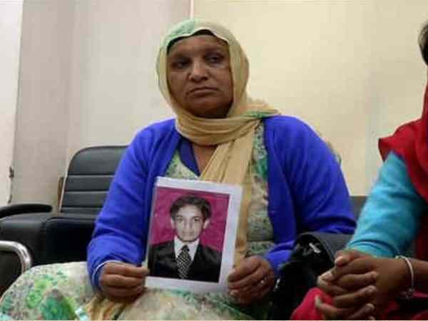 16 साल बाद शिमला की मां को फेसबुक पर इटली में मिला खोया बेटा 16 साल बाद शिमला की मां को फेसबुक पर इटली में मिला खोया बेटा