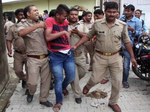 जारी है पुलिस का ऑपरेशन ऑलआउट