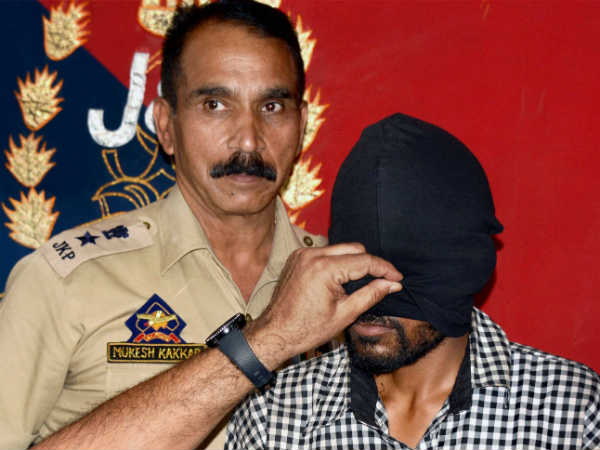 कश्मीरी लड़की से शादी के लिए लश्कर के आतंकी संदीप ने कुबूला था इस्लाम कश्मीरी लड़की से शादी के लिए लश्कर के आतंकी संदीप ने कुबूला था इस्लाम