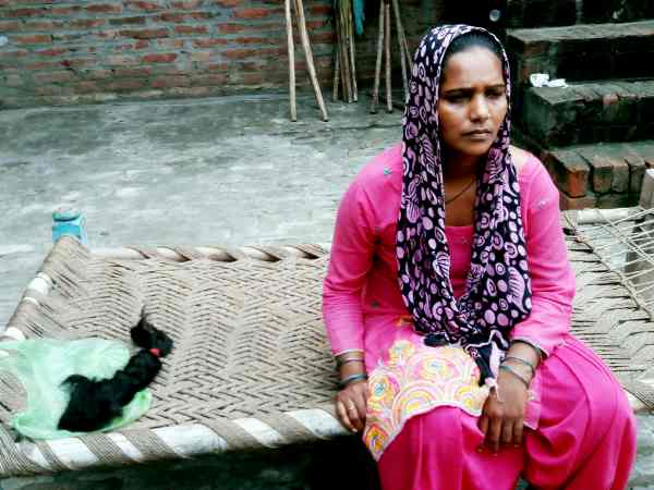 सिर में हुआ तेज दर्द और चोटी कट गई