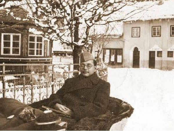 नेताजी ने 'दिल्ली चलो' का नारा दिया