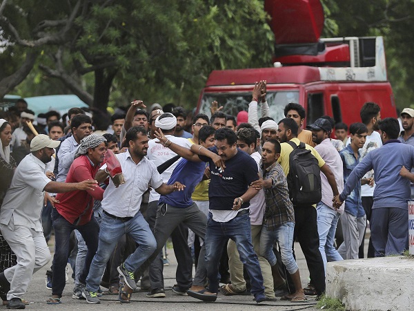 यूपी के गाजियाबाद में भी धारा 144 लागू, इमरजेंसी नंबर जारी यूपी के गाजियाबाद में भी धारा 144 लागू, इमरजेंसी नंबर जारी