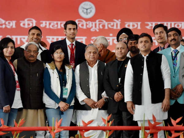 हर किसी ने अपने करीबियों क दिलाया सम्मान