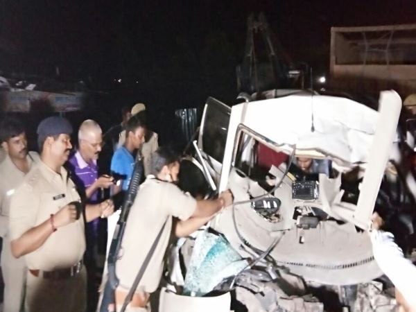 Four dead in a Road Accident Four dead in a Road Accident