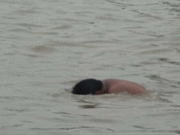 Ganga gets horrible, 8 drown, two dead, one missing Ganga gets horrible, 8 drown, two dead, one missing