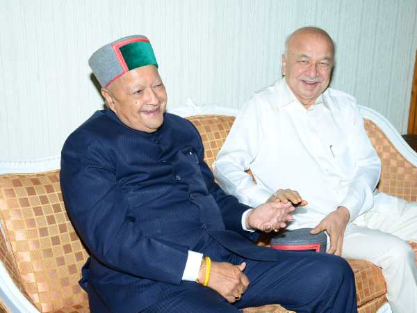 कांग्रेस ने ली है चुटकी