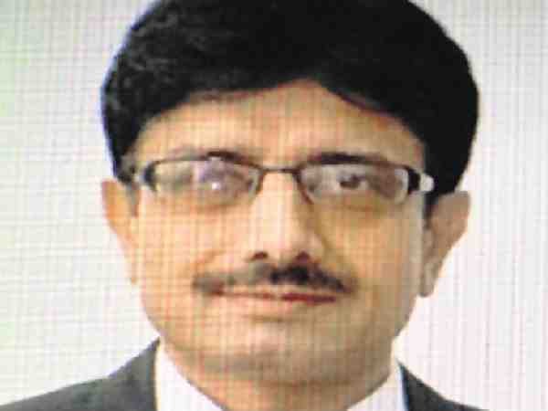 Judge jagdeep singh lohan who pronounced decision in ram rahim rape case = जज जगदीप के बहाने जस्टिस जगमोहन लाल सिन्हा और जस्टिस हंसराज खन्ना को याद कर रहे हैं लोग Judge jagdeep singh lohan who pronounced decision in ram rahim rape case = जज जगदीप के बहाने जस्टिस जगमोहन लाल सिन्हा और जस्टिस हंसराज खन्ना को याद कर रहे हैं लोग