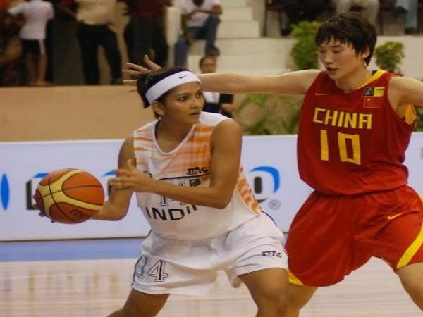 इंडियन क्रिकेटर की ये साली बन गई है यूपी में नंबर-1 इंडियन क्रिकेटर की ये साली बन गई है यूपी में नंबर-1