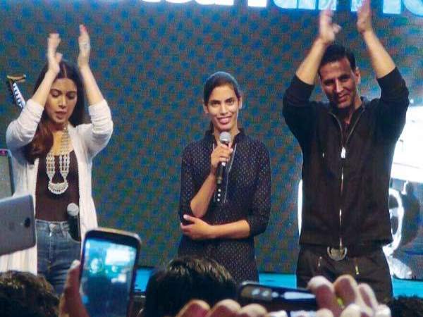 PICs: मिलिए देश की सबसे युवा सरपंच जबना चौहान से... PICs: मिलिए देश की सबसे युवा सरपंच जबना चौहान से...
