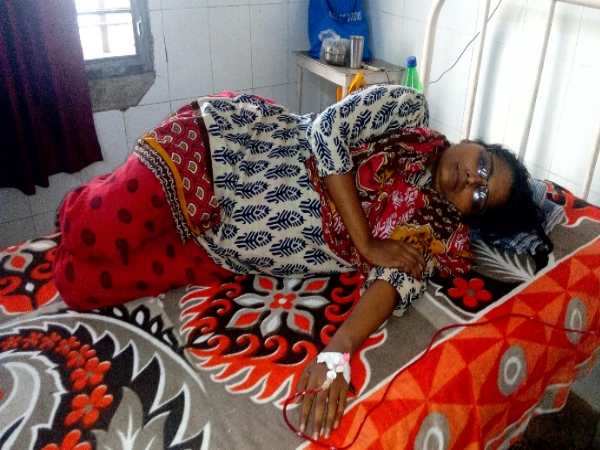Hindu Yuva Wahini fight with Doctor in Hospital Hindu Yuva Wahini fight with Doctor in Hospital