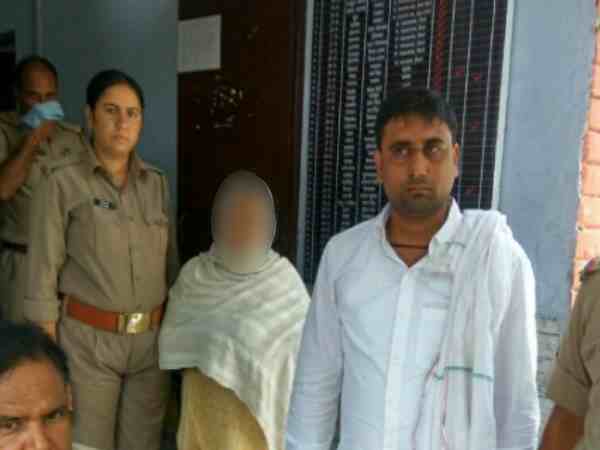 पति नहीं कर पाता था संतुष्ट, पत्नी ने ब्वॉयफ्रेंड के साथ मिलकर दी खौफनाक सजा पति नहीं कर पाता था संतुष्ट, पत्नी ने ब्वॉयफ्रेंड के साथ मिलकर दी खौफनाक सजा