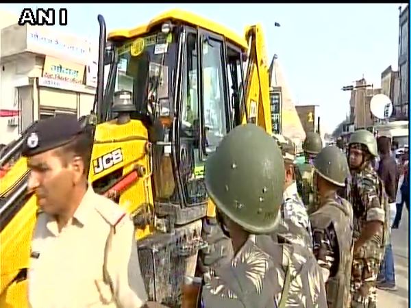 ये है JCB ले जाने की वजह