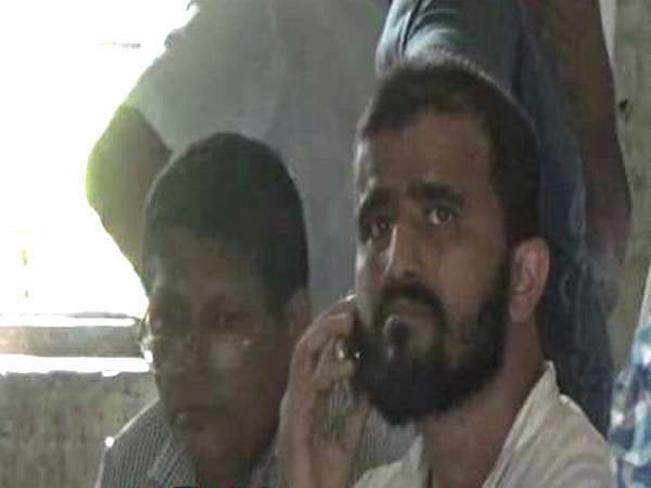 साइबर कैफे से गिरफ्तार हुए आतंकी