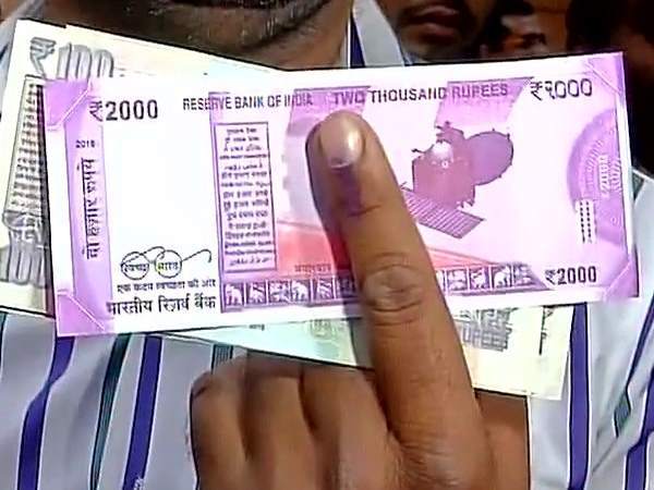 3 सालों में पहली बार सरकार ने बढ़ाई नेचुरल गैस की कीमत,जानिए कौन रहेगा फायदे में और किसे होगा नुकसान 3 सालों में पहली बार सरकार ने बढ़ाई नेचुरल गैस की कीमत,जानिए कौन रहेगा फायदे में और किसे होगा नुकसान