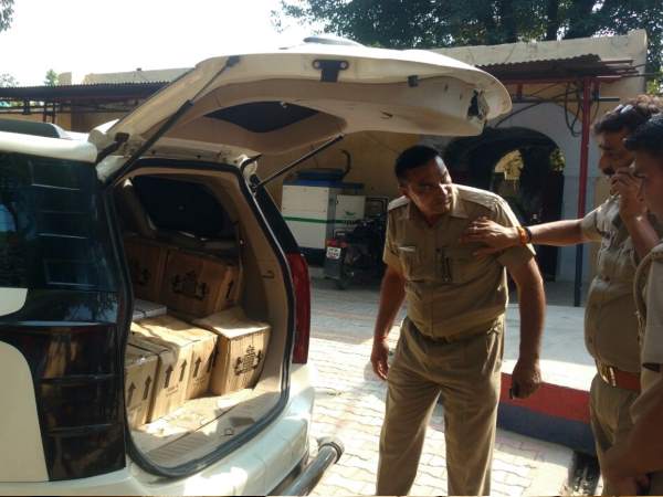 पकड़ा गया युवक भाजपा नेता का बेटा