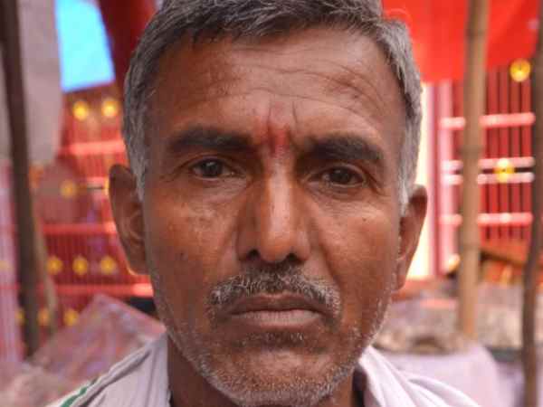पुजारी ने मंदिर के बारे में बताया