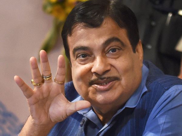 केरल में नितिन गडकरी ने कहा- VRS देकर CPM नेताओं को घर बिठाएगी जनता केरल में नितिन गडकरी ने कहा- VRS देकर CPM नेताओं को घर बिठाएगी जनता