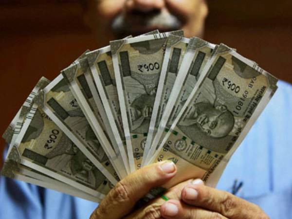बैंक ऑफ बड़ौदा ने नोटबंदी के बाद लिया था गोद