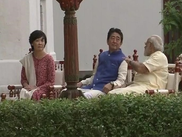 जानिए पीएम मोदी ने डिनर में शिंजो आबे को क्या खिलाया? जानिए पीएम मोदी ने डिनर में शिंजो आबे को क्या खिलाया?