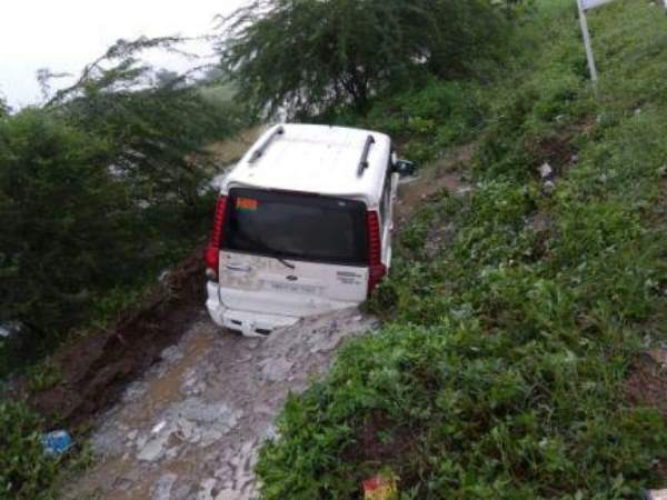मॉर्निंग वॉक के लिए गए 7 लोगों को कार ने कुचला, 4 की मौत मॉर्निंग वॉक के लिए गए 7 लोगों को कार ने कुचला, 4 की मौत