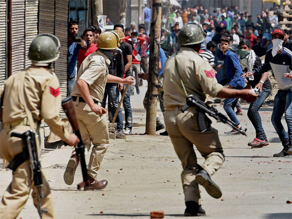 जिहाद के लिए पुलिस में आया कांस्टेबल ने दिया इस्तीफा जिहाद के लिए पुलिस में आया कांस्टेबल ने दिया इस्तीफा