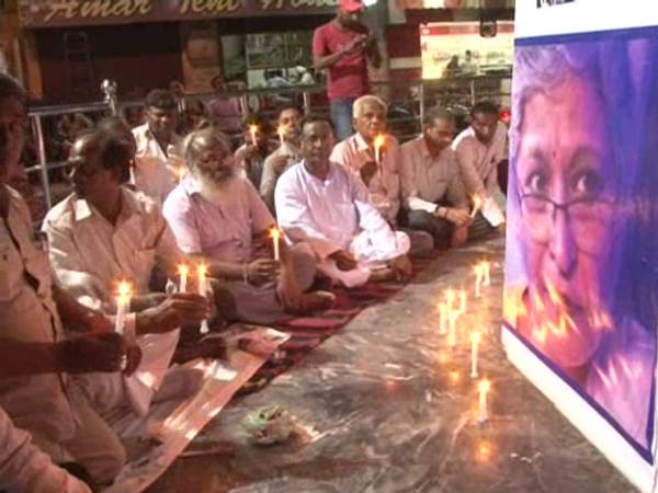 Candle March for Gauri Lankesh justice in Shahjahanpur Candle March for Gauri Lankesh justice in Shahjahanpur