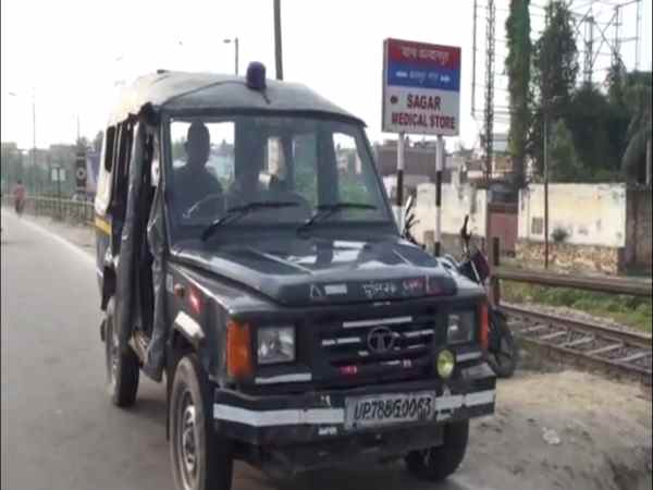 राष्ट्रपति कोविंद के दौरे से पहले कानपुर में मिला बम, हड़कंप राष्ट्रपति कोविंद के दौरे से पहले कानपुर में मिला बम, हड़कंप