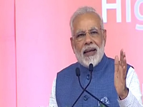 Bullet Train LIVE:अगर हम साथ मिलकर काम करते हैं, तो कुछ भी असंभव नहीं है-शिंजो Bullet Train LIVE:अगर हम साथ मिलकर काम करते हैं, तो कुछ भी असंभव नहीं है-शिंजो