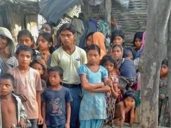 Son with wife beat Mother and arrest badly Son with wife beat Mother and arrest badly