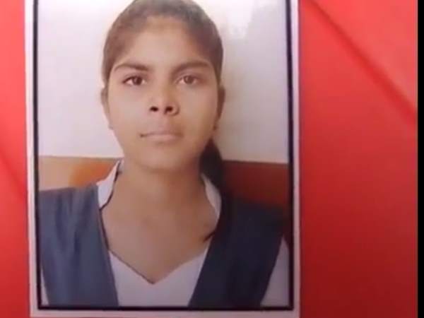 नवोदय विद्यालय से निकाले जाने पर 12वीं की छात्रा ने दी जान नवोदय विद्यालय से निकाले जाने पर 12वीं की छात्रा ने दी जान