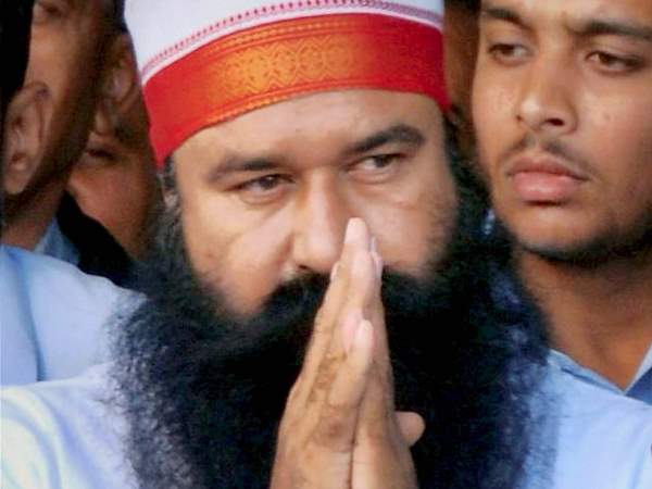 Ram Rahim LIVE: मर्डर केस में आज सुनवाई करेगी पंचूकला की CBI अदालत Ram Rahim LIVE: मर्डर केस में आज सुनवाई करेगी पंचूकला की CBI अदालत