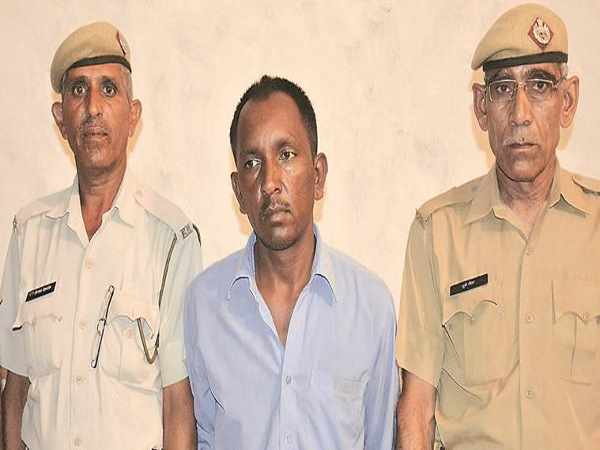 सीबीआई ने दाखिल की 1 हजार पन्नों की चार्जशीट