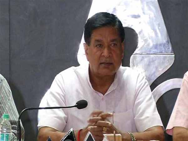 कैथल: हिरासत में लिए गए BJP सांसद राजकुमार सैनी, धारा 144 लागू कैथल: हिरासत में लिए गए BJP सांसद राजकुमार सैनी, धारा 144 लागू