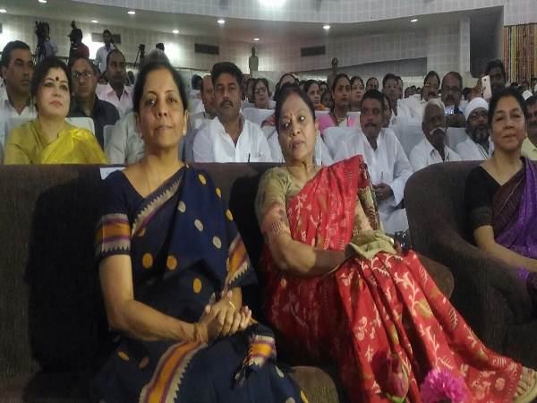 Defence Minister Nirmala Sitaraman in Varanasi to Applause Defence Minister Nirmala Sitaraman in Varanasi to Applause