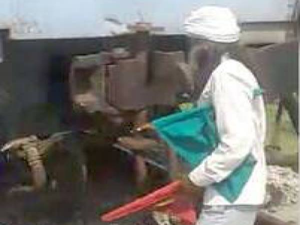 बिना इंजन दौड़ी शिवगंगा एक्सप्रेस बिना इंजन दौड़ी शिवगंगा एक्सप्रेस