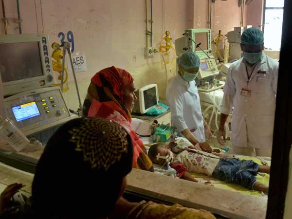 गोरखपुर के बाद इस बीजेपी शासित राज्य में भारी संख्या में बच्चों की मौत गोरखपुर के बाद इस बीजेपी शासित राज्य में भारी संख्या में बच्चों की मौत