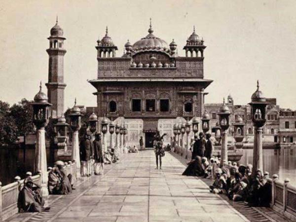 सभी धर्मों के लिए बनवाया हरमिंदर साहिब